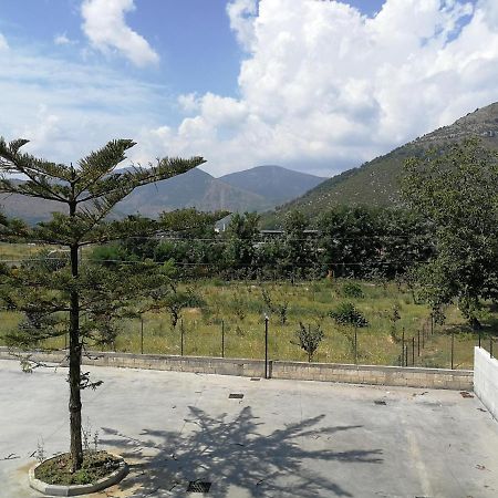 Beb Del Carmelo Apartment Mercato San Severino Luaran gambar