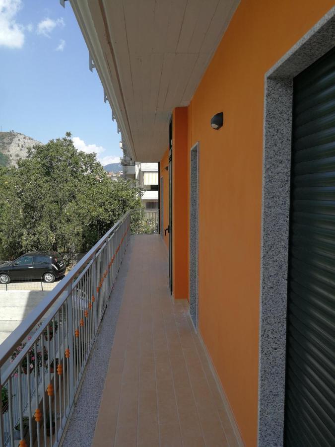 Beb Del Carmelo Apartment Mercato San Severino Luaran gambar