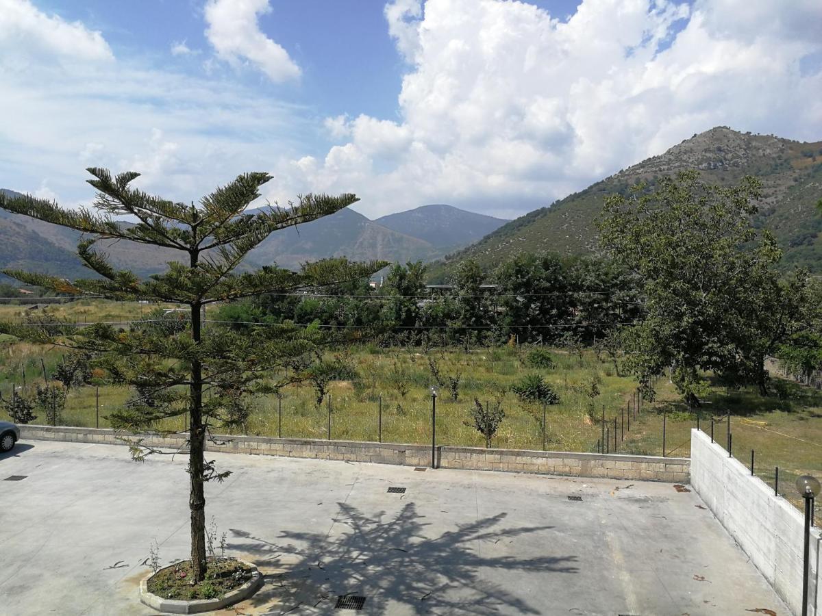 Beb Del Carmelo Apartment Mercato San Severino Luaran gambar